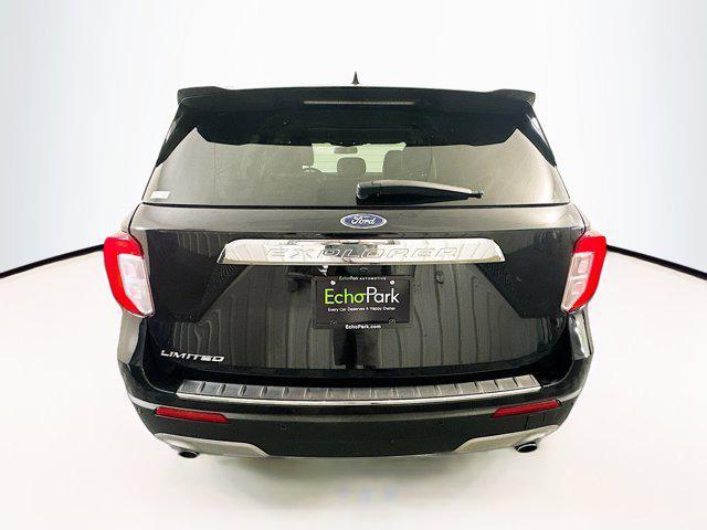 Photo of 2023 Agate Black Metallic Ford Explorer