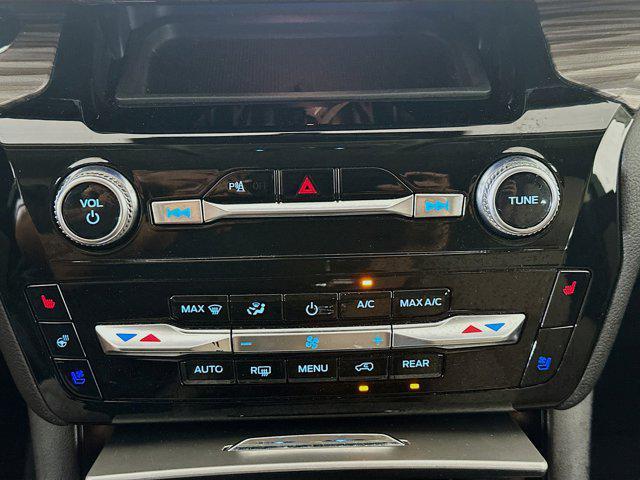 Photo of 2023 Agate Black Metallic Ford Explorer