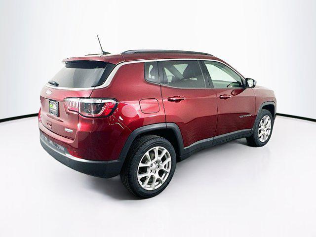 Photo of 2022 Velvet Red Pearlcoat Jeep Compass