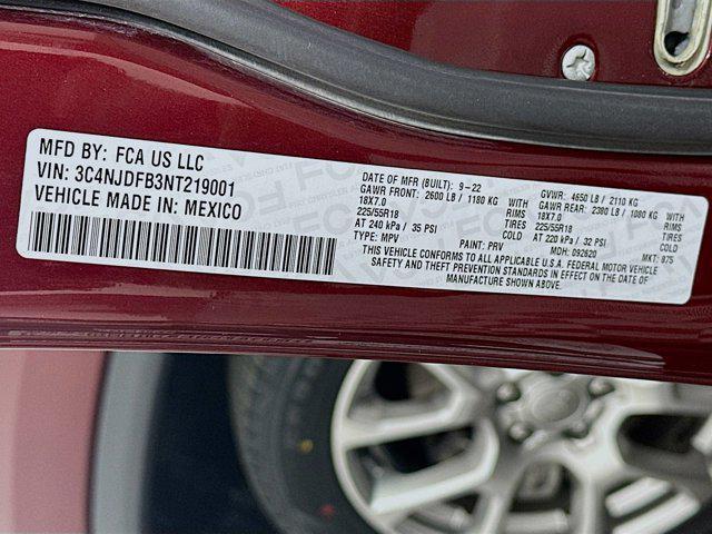Photo of 2022 Velvet Red Pearlcoat Jeep Compass