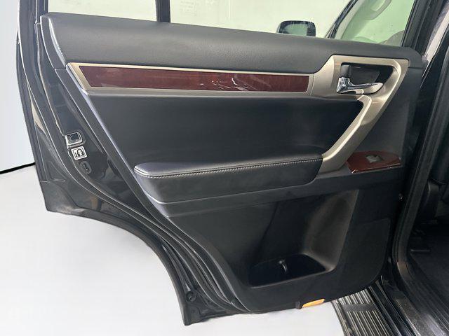 Photo of 2017 Black Onyx Lexus GX 460