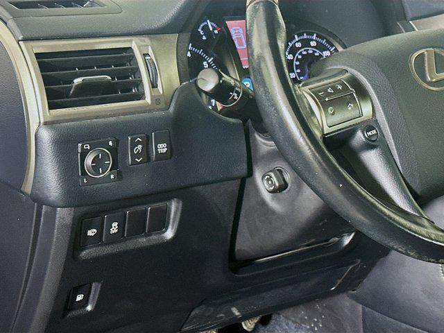 Photo of 2017 Black Onyx Lexus GX 460