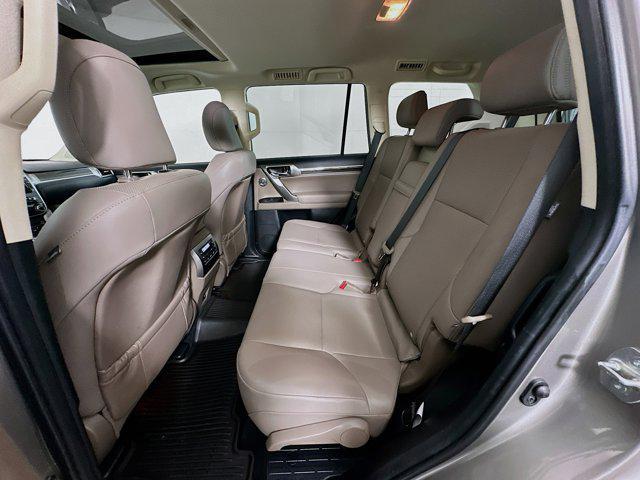 Photo of 2022 Atomic Silver Lexus GX 460