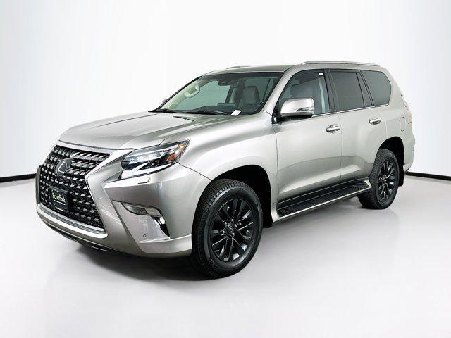 Photo of 2022 Atomic Silver Lexus GX 460