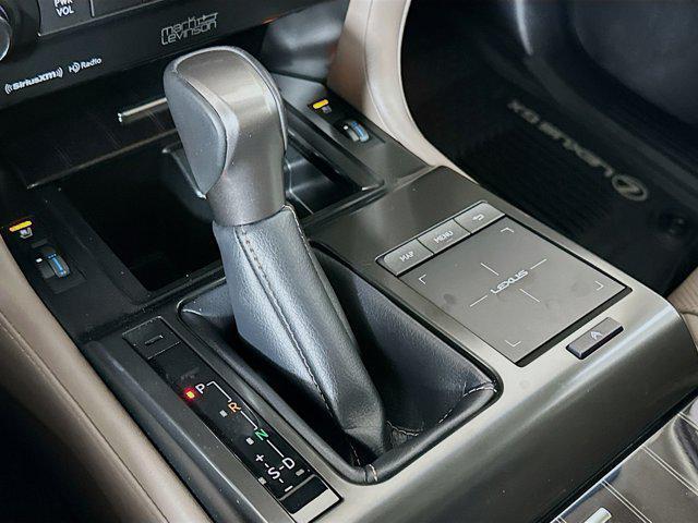 Photo of 2022 Atomic Silver Lexus GX 460