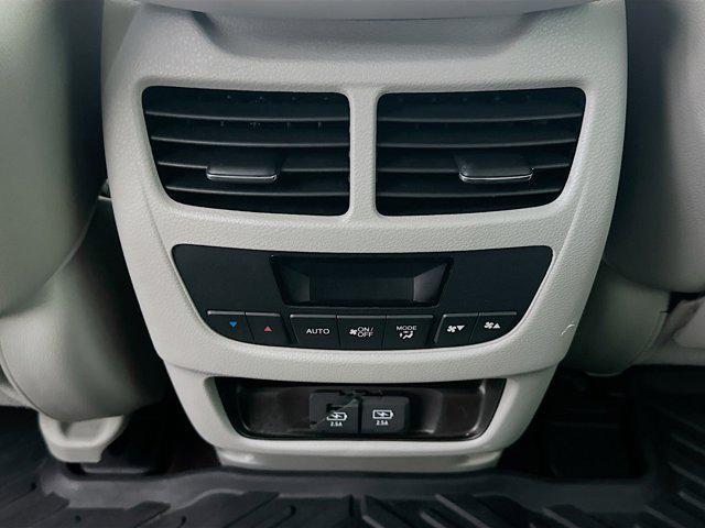 Photo of 2017 Modern Steel Metallic Acura MDX