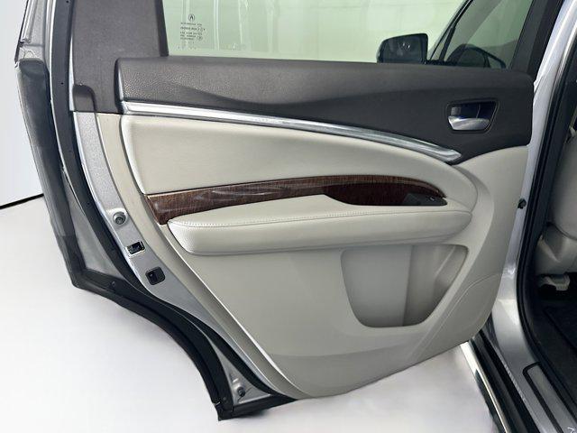 Photo of 2017 Modern Steel Metallic Acura MDX
