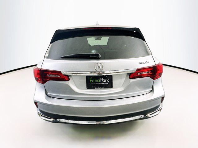 Photo of 2017 Modern Steel Metallic Acura MDX