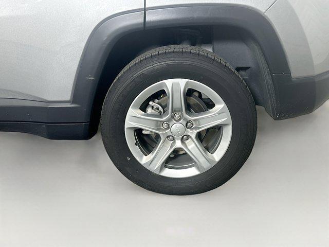 Photo of 2024 Silver Jeep Compass