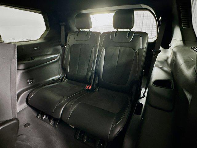 Photo of 2024 Silver Zynith Jeep Grand Cherokee L