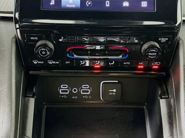 Photo of 2024 Silver Zynith Jeep Grand Cherokee L