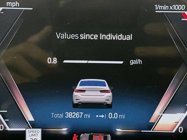 Photo of 2023 Alpine White BMW 330