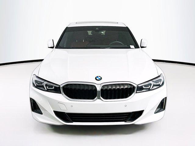 Photo of 2023 Alpine White BMW 330