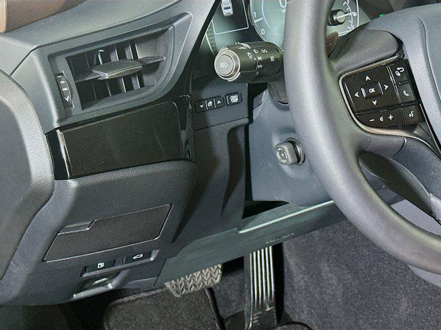 Photo of 2025 Caviar Lexus ES 350