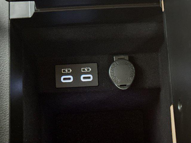 Photo of 2025 Caviar Lexus ES 350