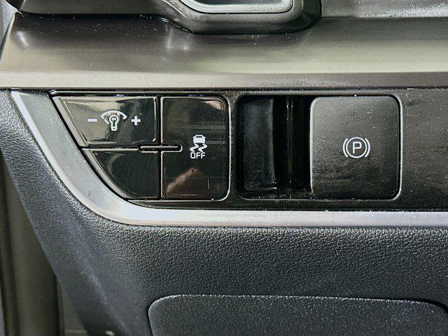 Photo of 2024 Everlasting Silver Kia Sportage
