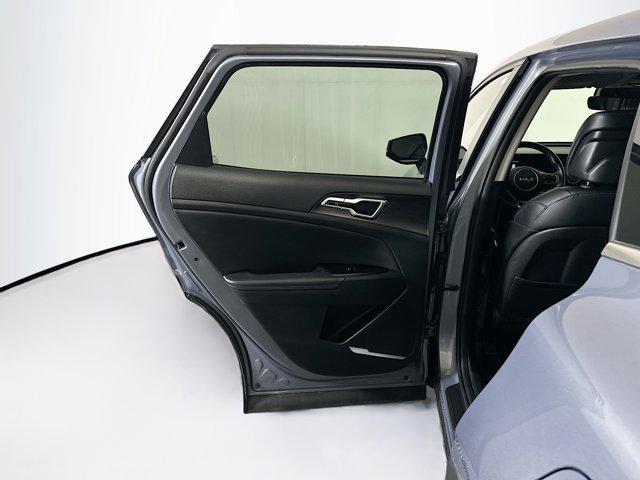 Photo of 2024 Everlasting Silver Kia Sportage