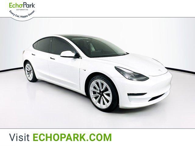 Photo of 2022 Pearl White Multi-Coat Tesla Model 3