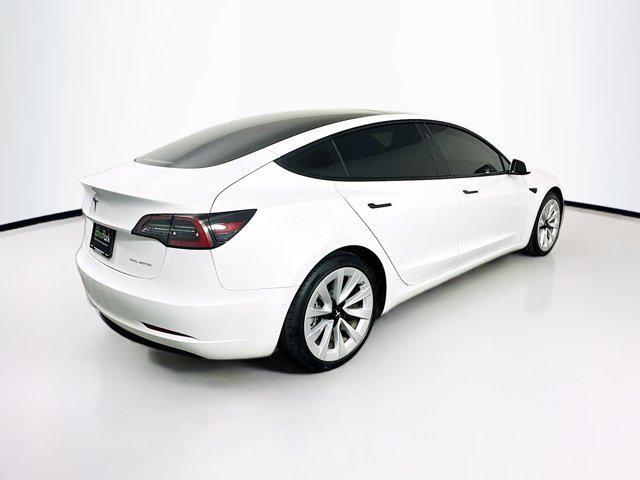 Photo of 2022 Pearl White Multi-Coat Tesla Model 3