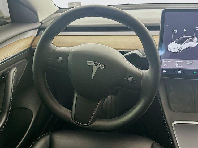 Photo of 2022 Pearl White Multi-Coat Tesla Model 3