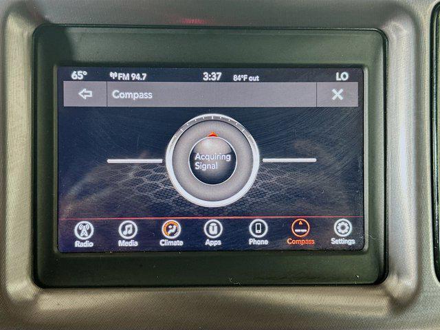 Photo of 2019 White Knuckle Clearcoat Dodge Challenger