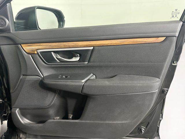 Photo of 2022 Crystal Black Pearl Honda CR-V