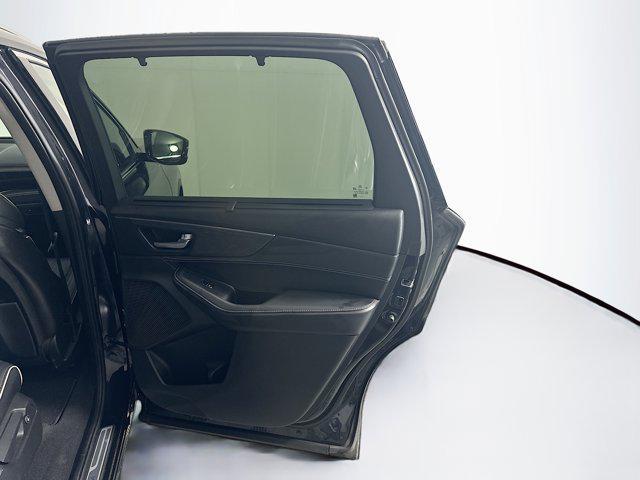 Photo of 2022 Black Acura MDX