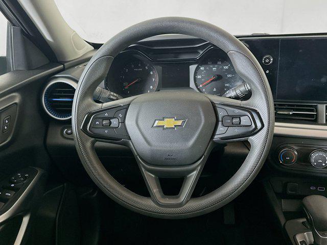 Photo of 2024 Sterling Gray Metallic Chevrolet Trax