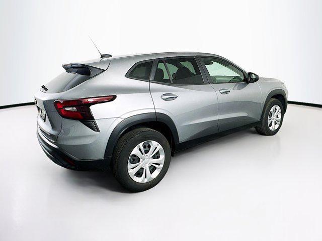 Photo of 2024 Sterling Gray Metallic Chevrolet Trax