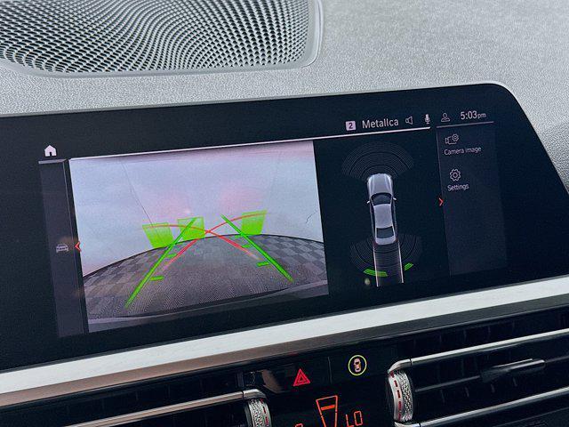 Photo of 2021 Jet Black BMW 330