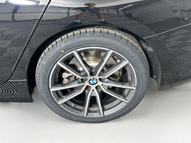 Photo of 2021 Jet Black BMW 330