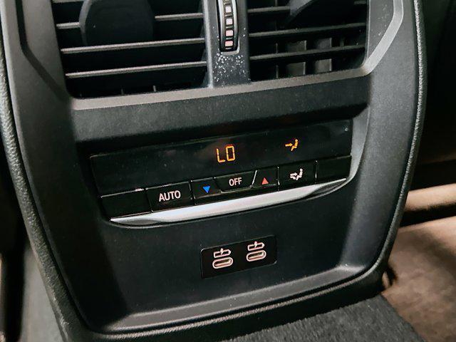 Photo of 2021 Jet Black BMW 330