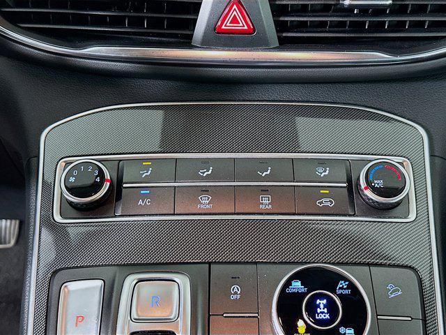 Photo of 2022 Shimmering Silver Hyundai SANTA FE