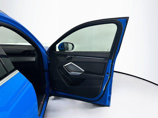 Photo of 2023 Turbo Blue Audi Q3