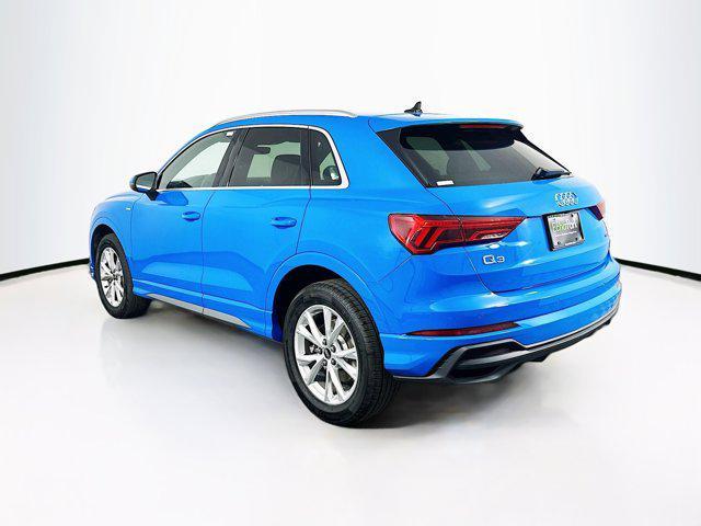 Photo of 2023 Turbo Blue Audi Q3