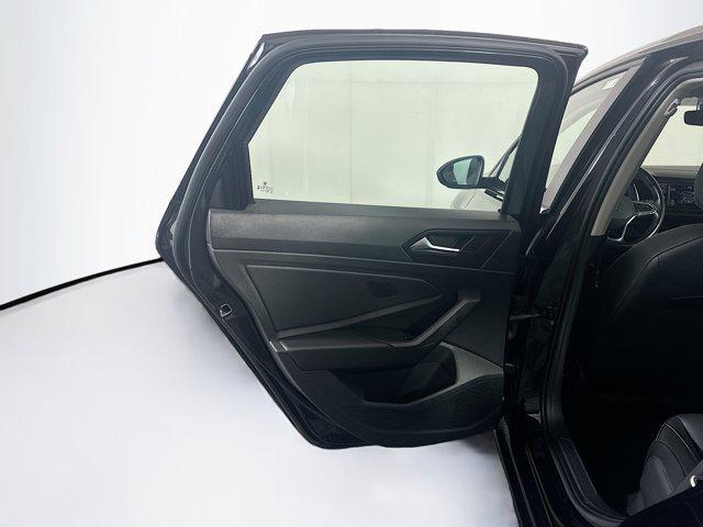 Photo of 2024 Opal White Pearl Volkswagen Jetta