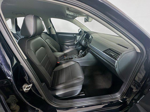 Photo of 2024 Opal White Pearl Volkswagen Jetta