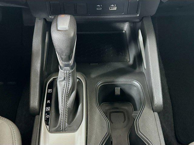 Photo of 2022 Glacier White Nissan Frontier