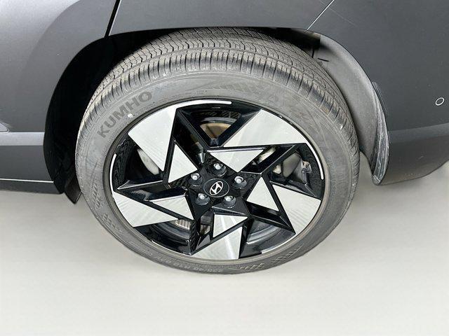 Photo of 2024 Ecotronic Gray Pearl Hyundai KONA