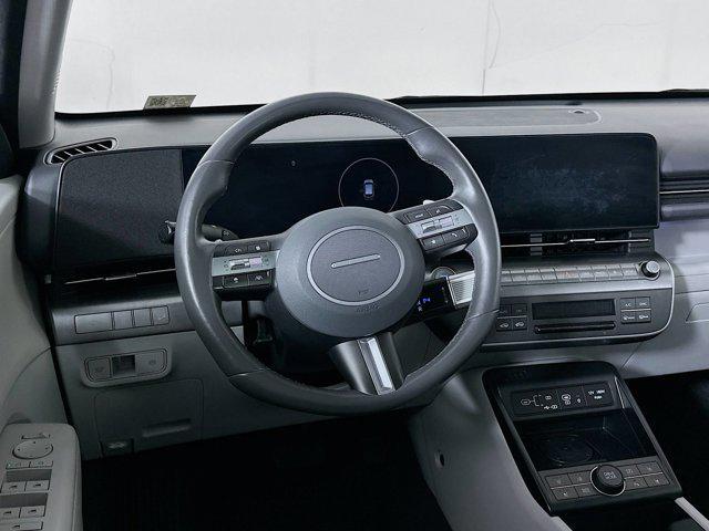 Photo of 2024 Ecotronic Gray Pearl Hyundai KONA