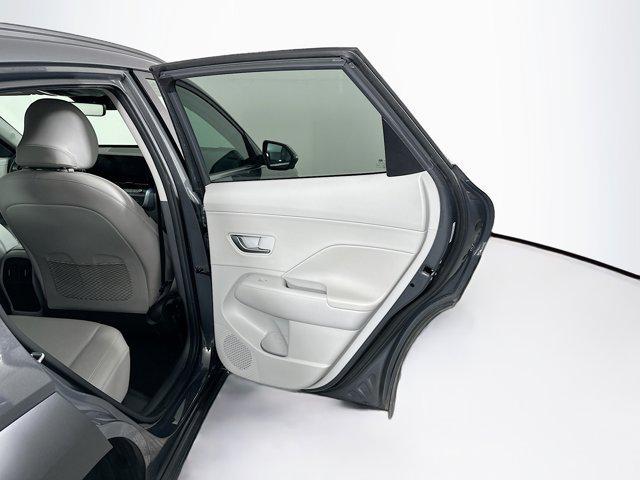 Photo of 2024 Ecotronic Gray Pearl Hyundai KONA