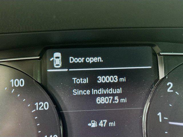 Photo of 2022 Alpine White BMW 330