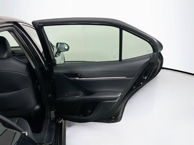 Photo of 2023 Midnight Black Metallic Toyota Camry