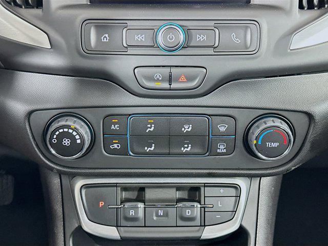 Photo of 2024 Summit White GMC Terrain