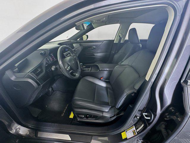 Photo of 2023 Cloudburst Gray Lexus ES 350