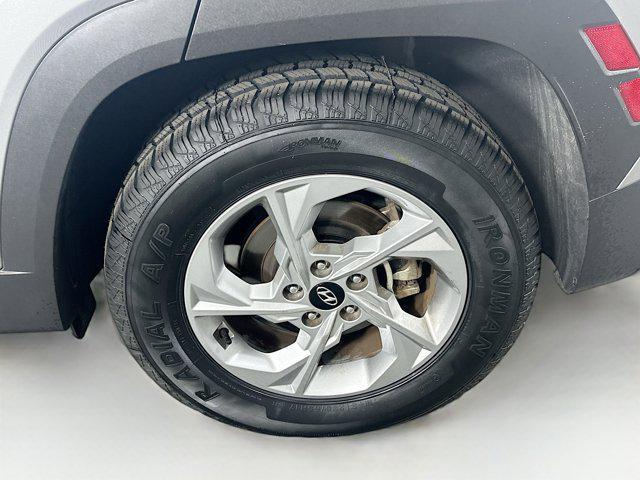 Photo of 2024 Shimmering Silver Hyundai TUCSON