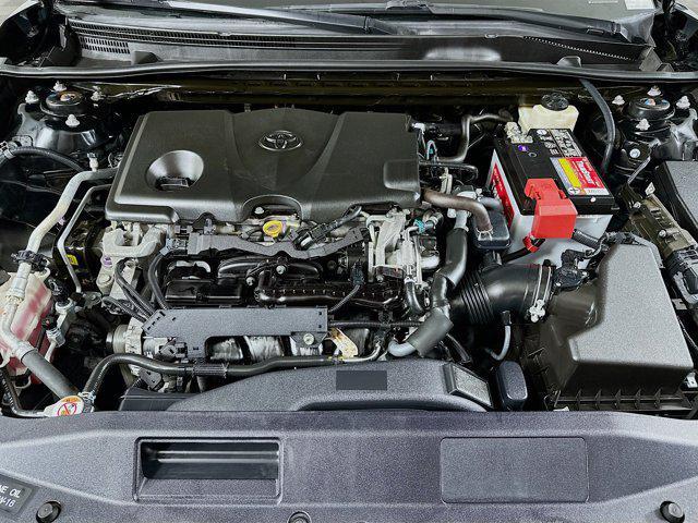 Photo of 2018 Midnight Black Metallic Toyota Camry