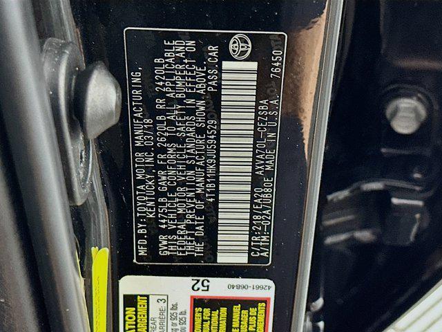Photo of 2018 Midnight Black Metallic Toyota Camry