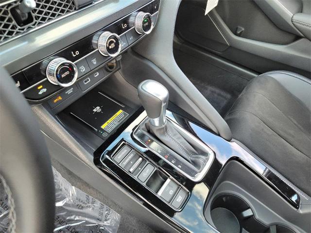 Photo of 2025 Silver Metallic Acura Integra
