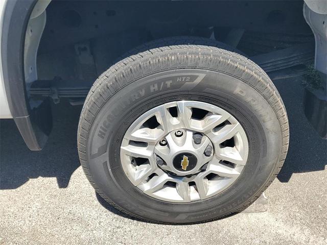Photo of 2024 Summit White Chevrolet Silverado 2500